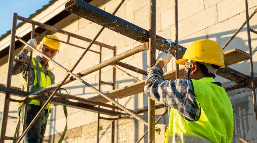 Professional fairlawn roofing services in Vendor, AR